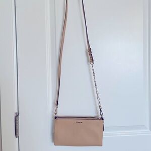 COACH cross body purse adjustable (Tan)